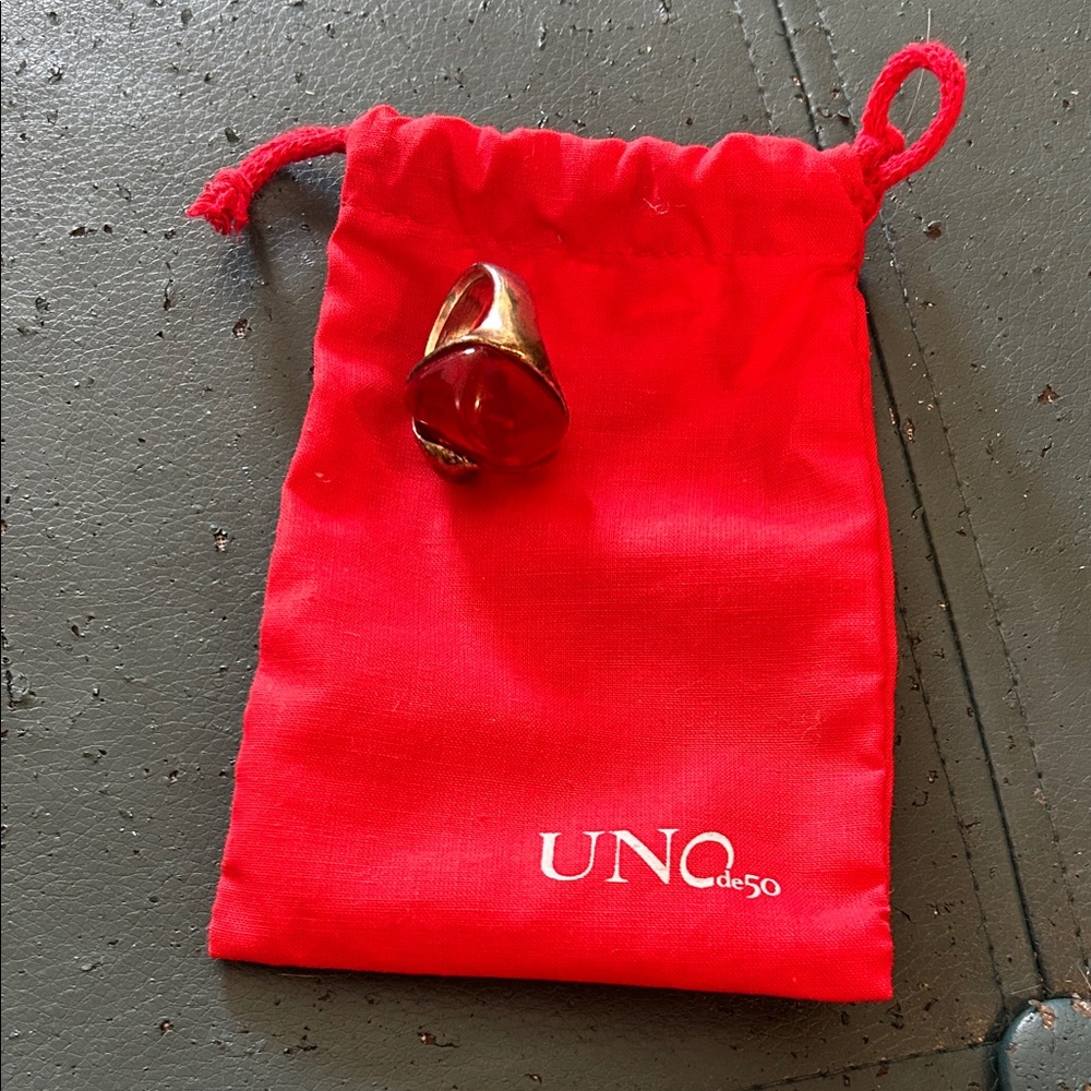 UNO de 50 Bold Red and Silver Ring